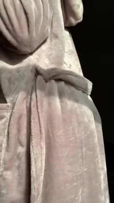 Booty reveal 🍑🙈