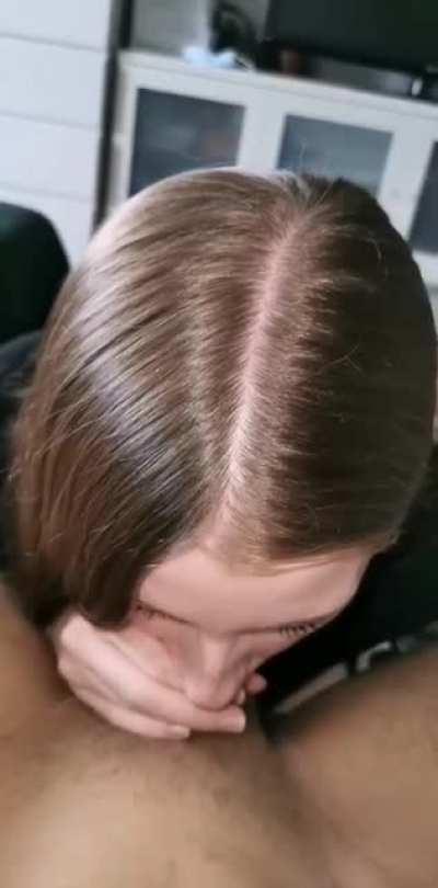 My favorite way to cool down after a long day of work 😋💕