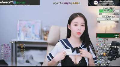 Crayon Pop - Ellin Flash