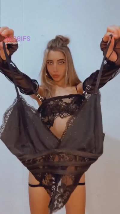 Come closer if you want me to train your mind, your body and your sissy whore ass ! ⛓️🖤 Ready?