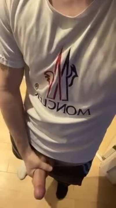 Yeah I got 2 different socks on, and so what ;)