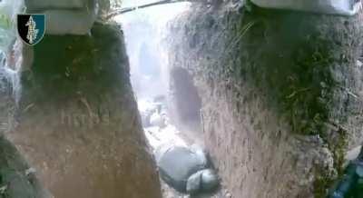 UA POV: Ukrainian Special Forces enter a Russian trench and eliminate multiple soldiers