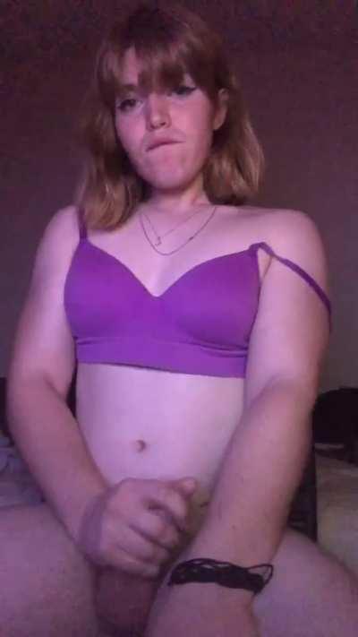 i want to be someones gf🥺