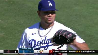 [Highlight] Jake McCarthy drops a go-ahead 2 out RBI bunt single in the 9th!