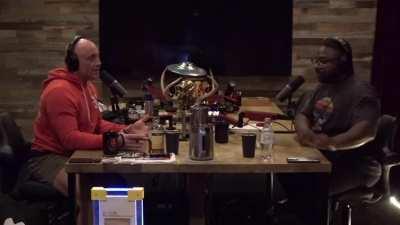 Rogan and Brian Simpson discuss Jordan Peterson's Twitter suspension and Peterson's dispute with SI over their 