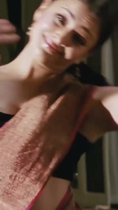 Aishwarya Rai Gorgeous and Beautiful ....