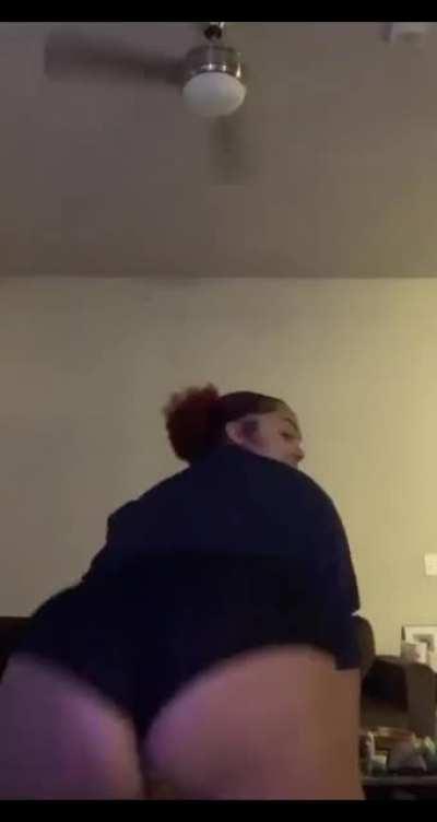 Mijoi (@pheonixthebody)