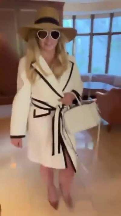 Britney glowing today + getting naked, per usual 🌸