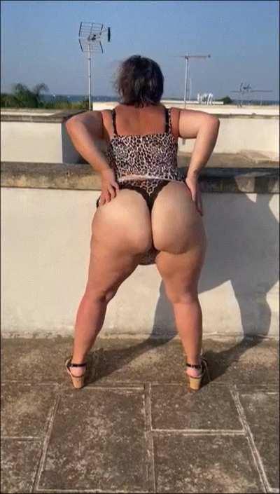 mommys lovely behind needs a spanking up here