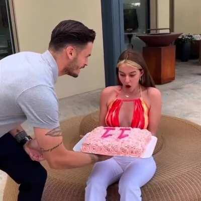 Lea Gets A Face Full