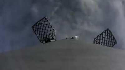 Ускоренная съемка взлета и посадки первой ступени ракеты SpaceX Falcon 9