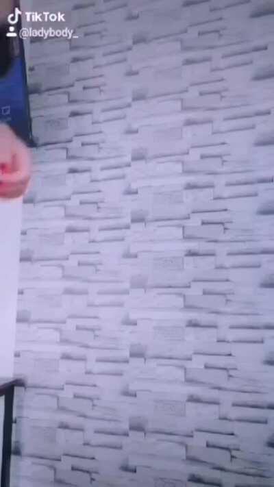 Hello, sexy tik tok (f)