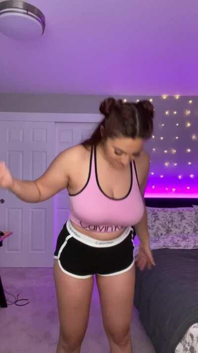 DO YOU LIKE IT ? ( her Free album In Comments )