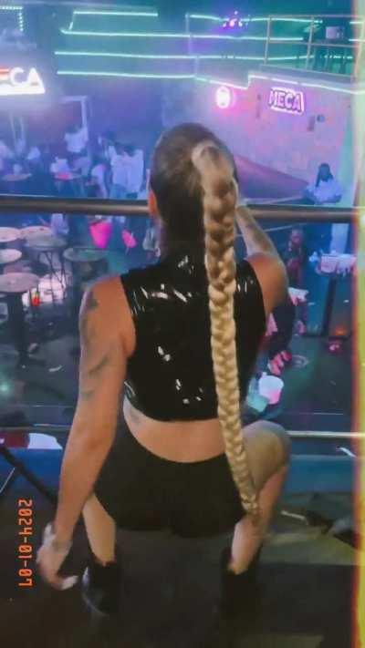 Back it up 🔥 (@clvudxvs)