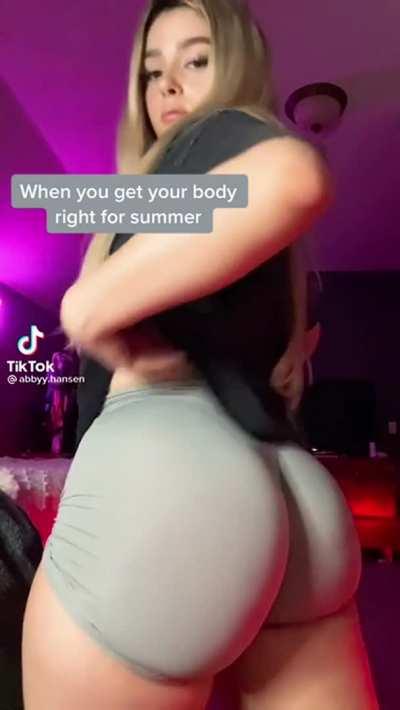 Baddie With A Phatty