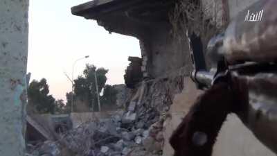 ISIS Humvee Gunner POV - Street Battle in Ramadi, Iraq (Feb 9, 2015)