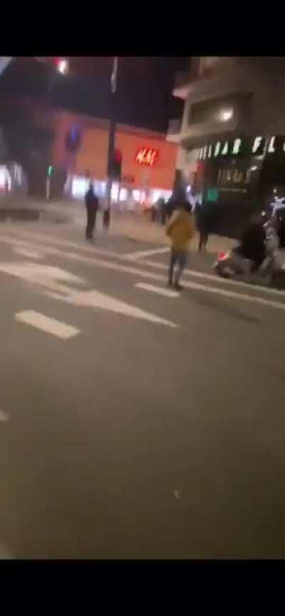 Police shoot riot in the streets of Rotterdam