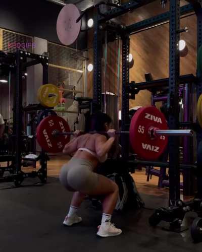 Gym squat ass clenching booty view 29..