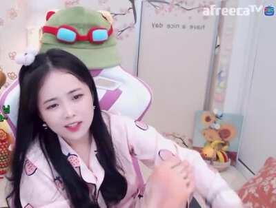 Another sole spankin’