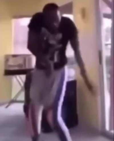 When daisy brown starts singing on rise!