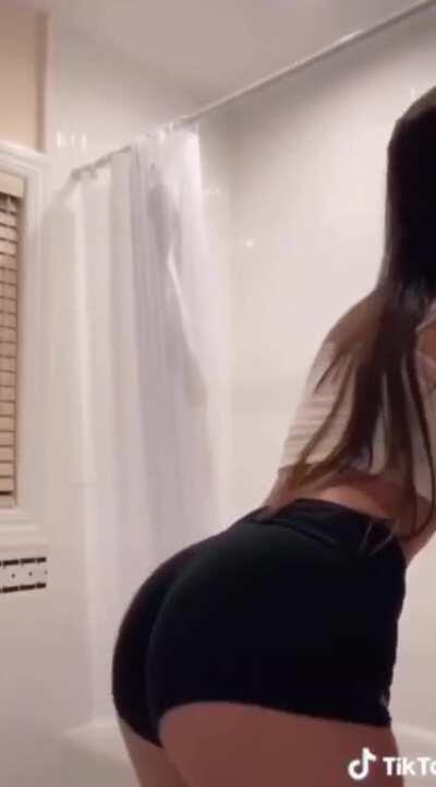 Someone showed her dad her ThotToks 😂