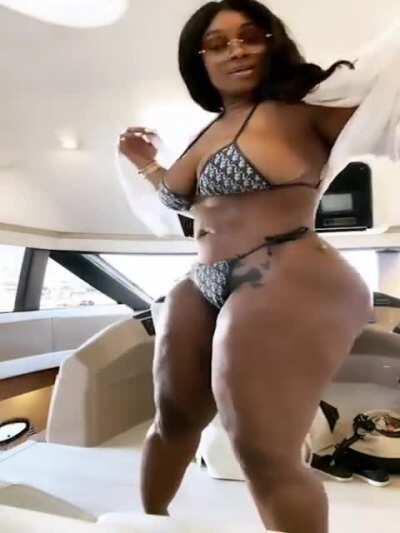 She gained that weight back and now she's showing off