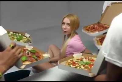 Comerciales vrgas jajja