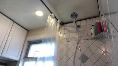 This is what you all do to me. I want to go crazy on you. Worked up obviously, so here’s a little release during my lunch break shower featuring ❤️