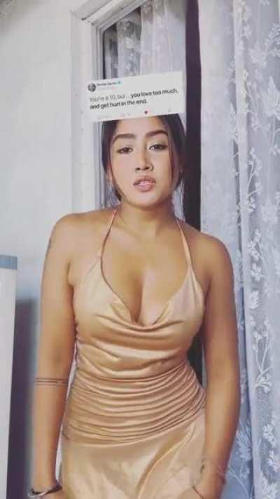 Sofia Butt Ansari ❤️🍑🍌 Kele me aag ❤️‍🔥