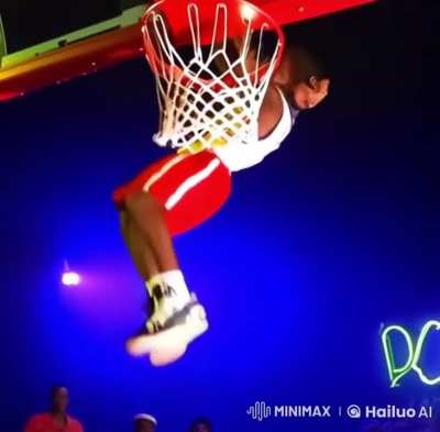 Kai dunking