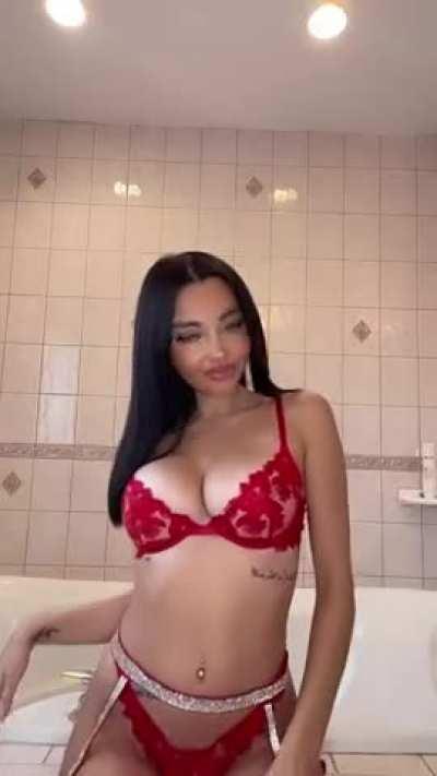 I've been waiting all year to show you my boobs link in the comments