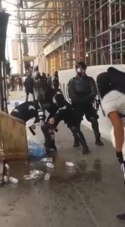 Now the police is committing war crimes #HydroLivesMatter