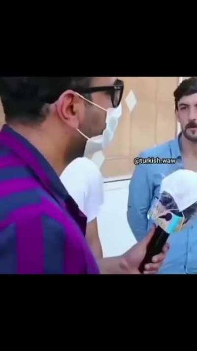 beyler yemin ederim Atatürk üzerinden prim kasmayı asla sevmem, tasvip de etmem ama çok güzel sikmiyor mu anasını? bir de böyle en son boğazı kesilmiş dana gibi bakması beni benden alıyor. siz de orgazm olun diye paylaşıyorum.