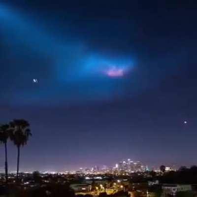SpaceX Falcon 9 leaving Earth&rsquo;s atmosphere and created a &ldquo;Twilight Phenomenon&rdquo; 🚀