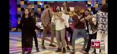 Found this on Twitter, thought it belonged here.