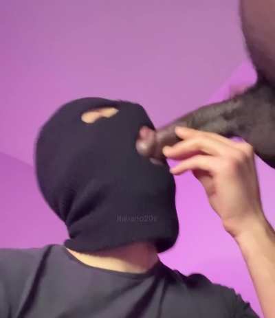 His gf sucks his BBC but I eat it down!