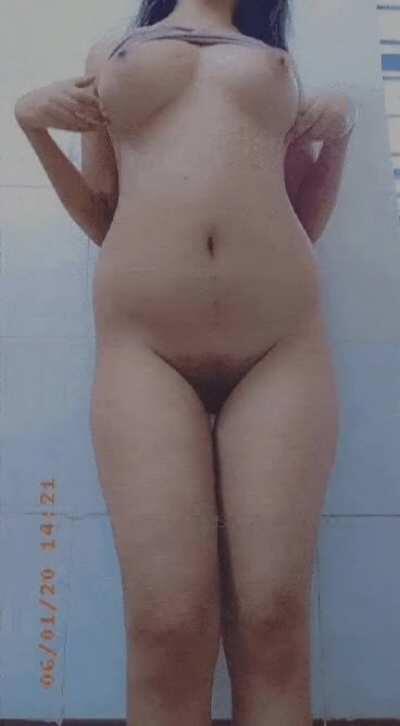 A little naked dance for you all ;) [F]