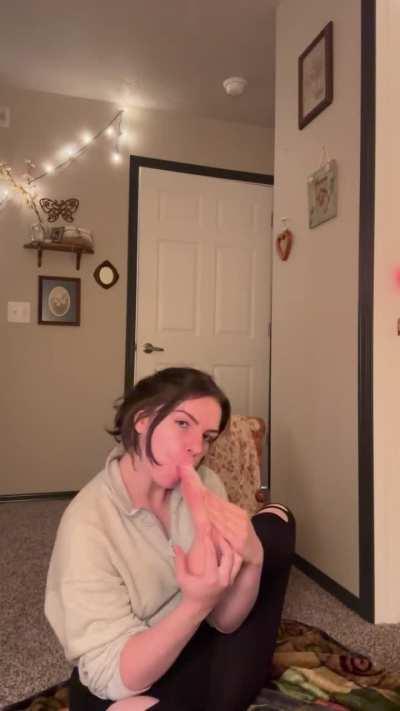 Do you think I’m edible ? 