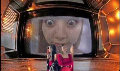 Me waiting for my food in the microwave