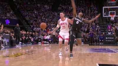 [Highlight] Monk and Matthews get into it as things get chippy at the Rockets-Kings game