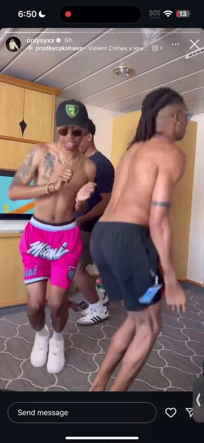 What In the gps is Syx on two niggas with no shirts and coco melon on the tv wtf is this 🤣 no bitches in sight  