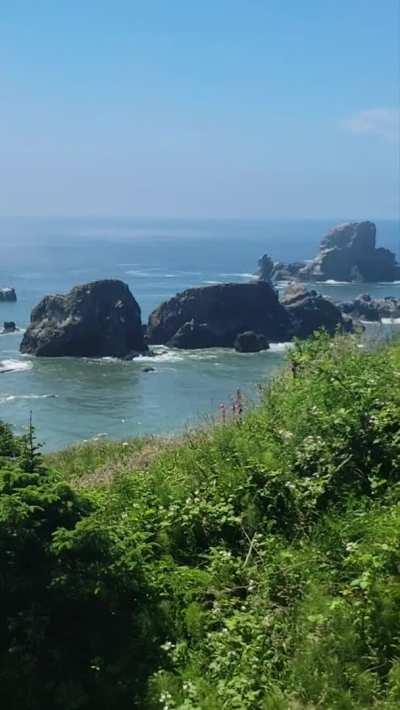 Boobs bouncing and great scenery..