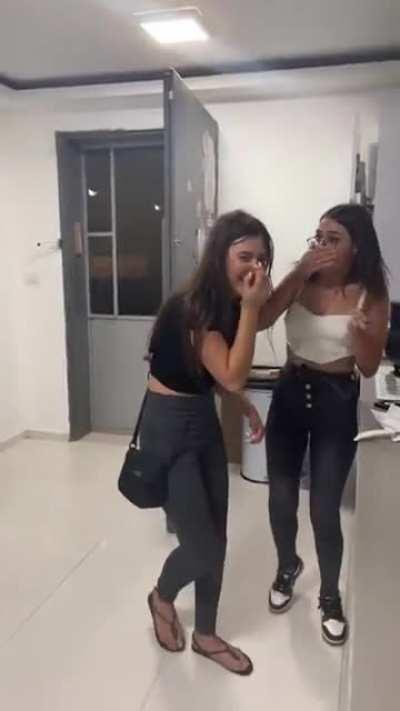 Quando vc acha que algum alarme disparou na vizinhança.