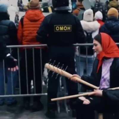 Уж послала, так послала!