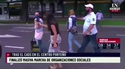 Este video tranquilamente representa a las marchas de ayer, hoy y del mañana