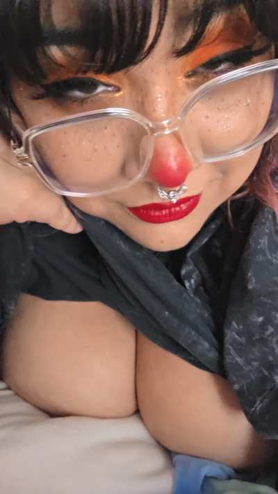 Chubby horny MILF available all night! 10 minute [SEXT] with live [VID][PIC] only $30! Fuck my pussy and mouth please 💕 [Dom][fet][sub][aud][gfe][snp]