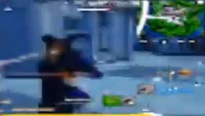 Am gsit vedeoclipuri leakd dela str3su😄