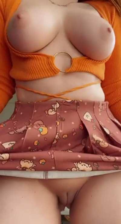 I’m just a college girl, but I’m dying for my natural ginger body to be used as a fucktoy