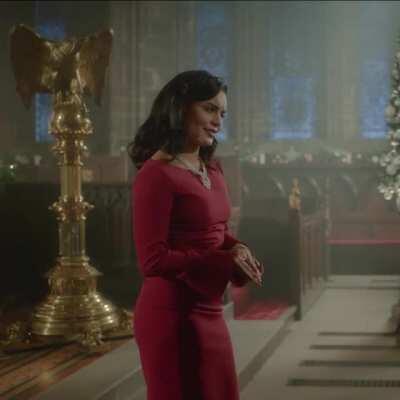 Vanessa Hudgens - The Princess Switch: Switched Again