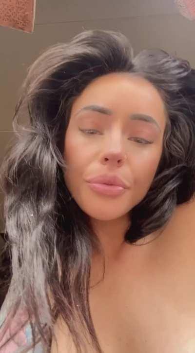 Let’s play: open your mouth then I’ll open mine ;)